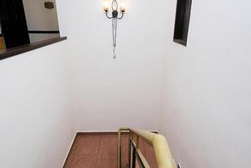 בית מלון כפרי Sri Sutra - Sungai Buloh