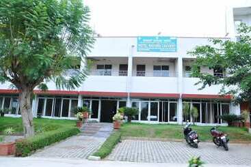 Kstdc Hotel Mayura Kauvery Krs
