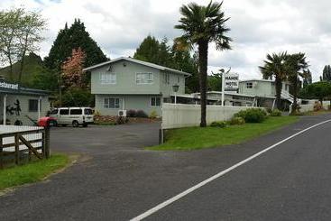 Mahoe Motel