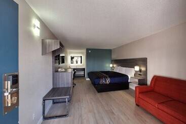 汽车旅馆 Budget Inn Roxboro