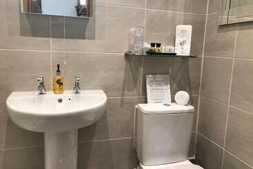 פנסיון Glendale Guest House