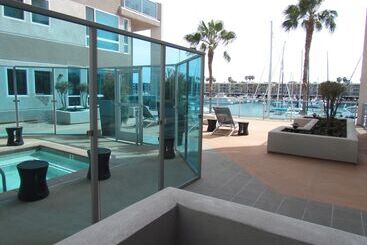 דירות לתיירים Romantic Studio With Bay View