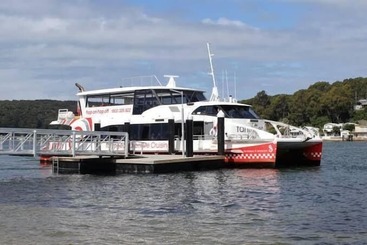 آپارتمانهای توریستها Base Holidays   Ettalong Beach Premium Apartments