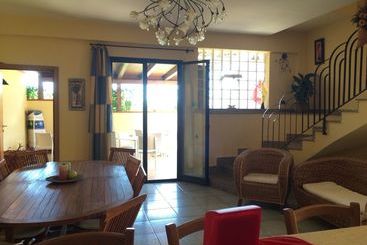 B&b Arcadias