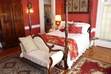 Berkeley House Bed & Breakfast