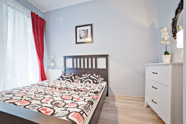 Very Berry   Orzeszkowej 16   Mtp Apartment, Parking, Check In 24h