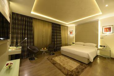Genesis Hotel Near Mumbai Airport