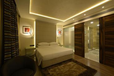 Genesis Hotel Near Mumbai Airport