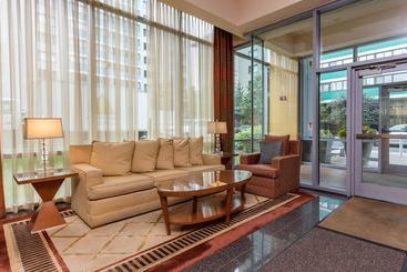 Global Luxury Suites At West End