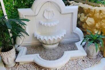 فندق فئة نجمة واحدة Aurora