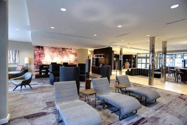 호텔 Courtyard By Marriott Columbus Osu