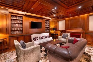 هتل Nh Collection Colombo