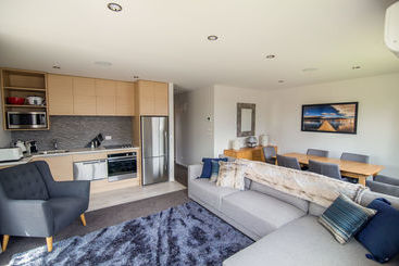 Te Anau Deluxe Apartments