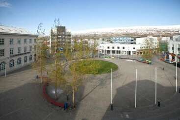 هتل آپارتمان Torg Guest House