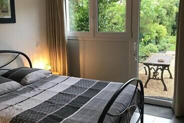 Bed and Breakfast Lavoisier