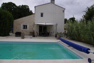 ベッドアンドブレックファースト Le Clos Des Oiseaux