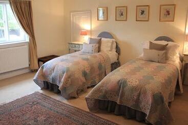 Church Farmhouse B & B