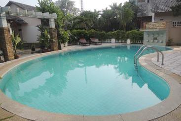 هتل Diamond Resort Bien Hoa