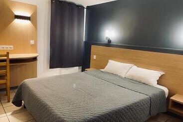 호텔 Confort Hôtel