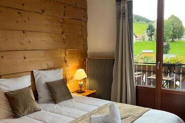 호텔 Hôtel Au Feu De Bois Bar à Vin Le 1605