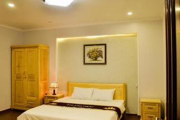 هتل Tan Long Lakeside
