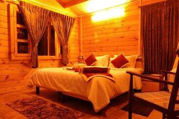 Kstdc Hotel Mayura Sudarshan ,ooty