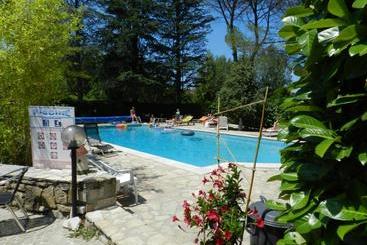 ベッドアンドブレックファースト Domaine De La Tour