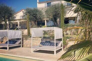 Bed and Breakfast Mas Saint Antoine   Chambres D Hôtes