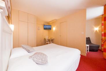 هتل Hôtel Le Nautilus