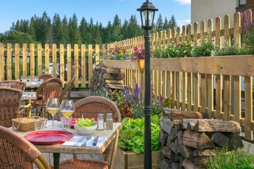 هتل Hôtel Restaurant La Ferme Du Père François