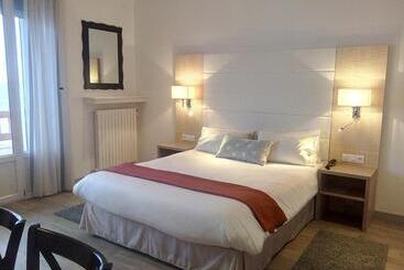 בית מלון כפרי Uhainak