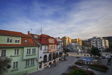هتل Zuckmann Villa