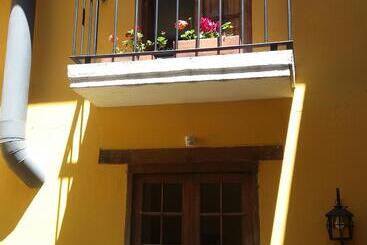 בית מלון כפרי Apartaestudios La Candelaria