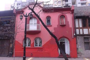 Отель Don Santiago Hostel