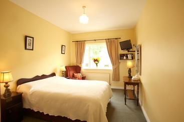 Hazelbrook Bed & Breakfast