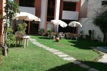 Отель Hostal Los Angeles Amigos Inn