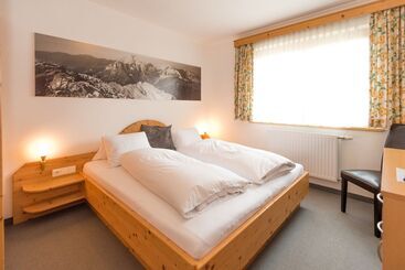 هتل Apartpension Kristall