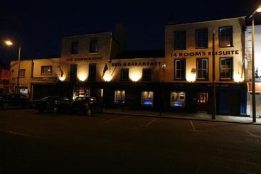 هتل The Shipwright Guesthouse