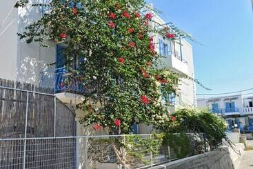 בית מלון כפרי Tilemachos Rooms & Studios