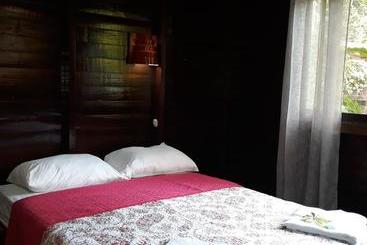 تختخواب و صبحانه Cabinas Nirvana Ecolodge