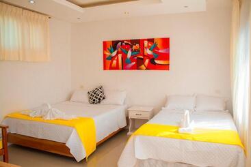 Galápagos Isabela Hotel Loja