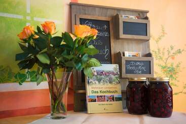 هتل Ducky’s Restaurant | Events |