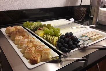 ホテル Garni Anger 5