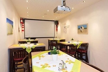 Отель Fassbender