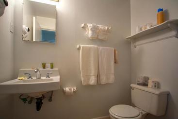 هتل Mcbee Cottages