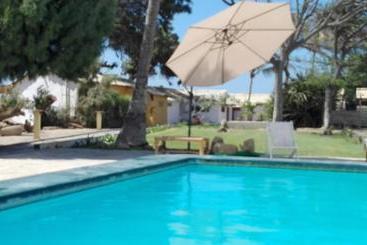 Отель Punta Ballenas Inn Máncora