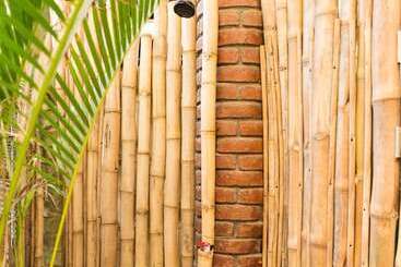 فندق Simple Backpackers Hostel