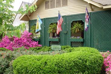 هتل The Lattice Inn