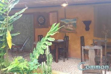 Montaña Linda Hostel Orosi