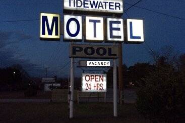 Tidewater Motel
